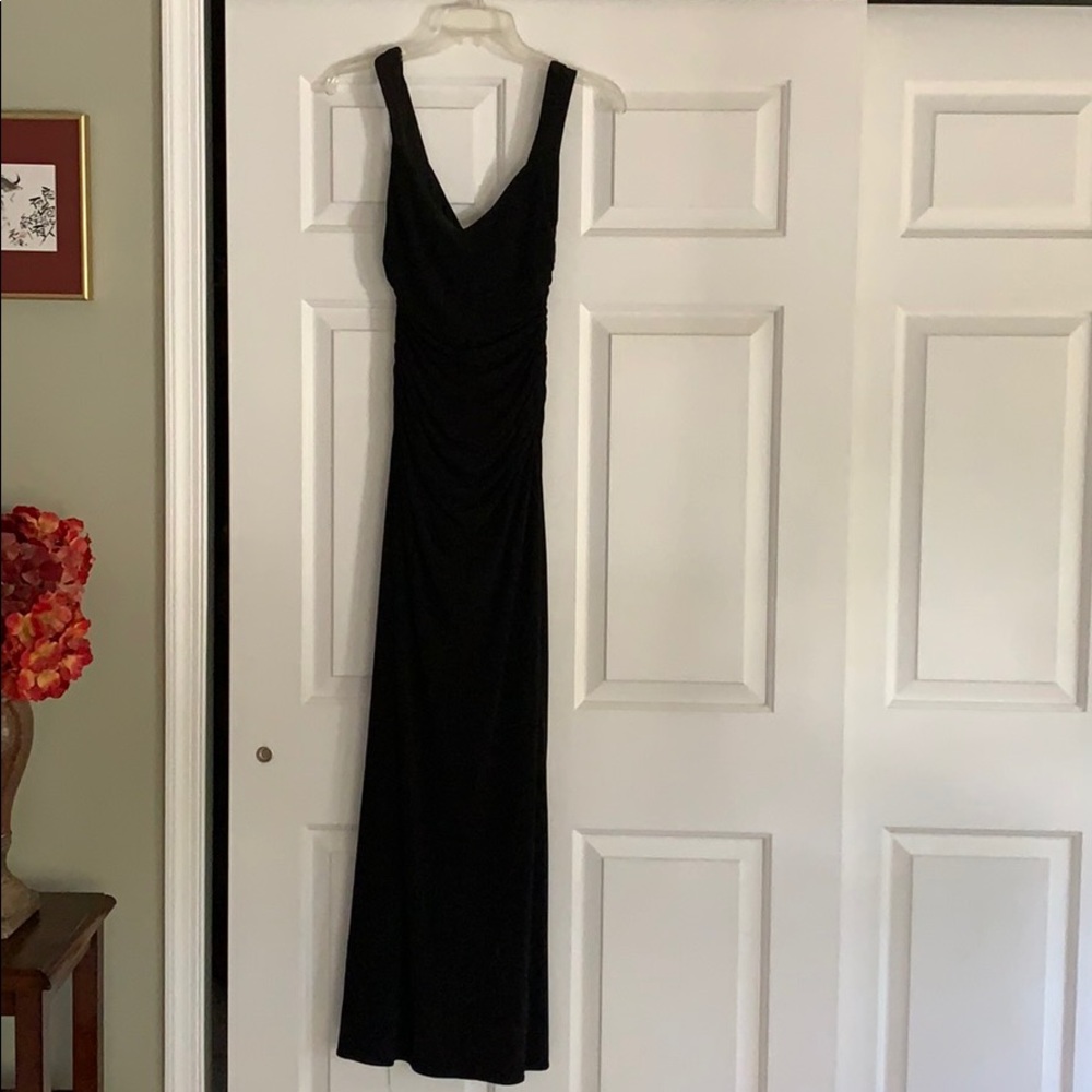 Laundry Shelli Segal Black floor length dress